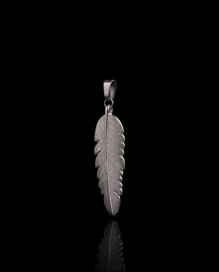 Tree Leaf Pendant, Silver.