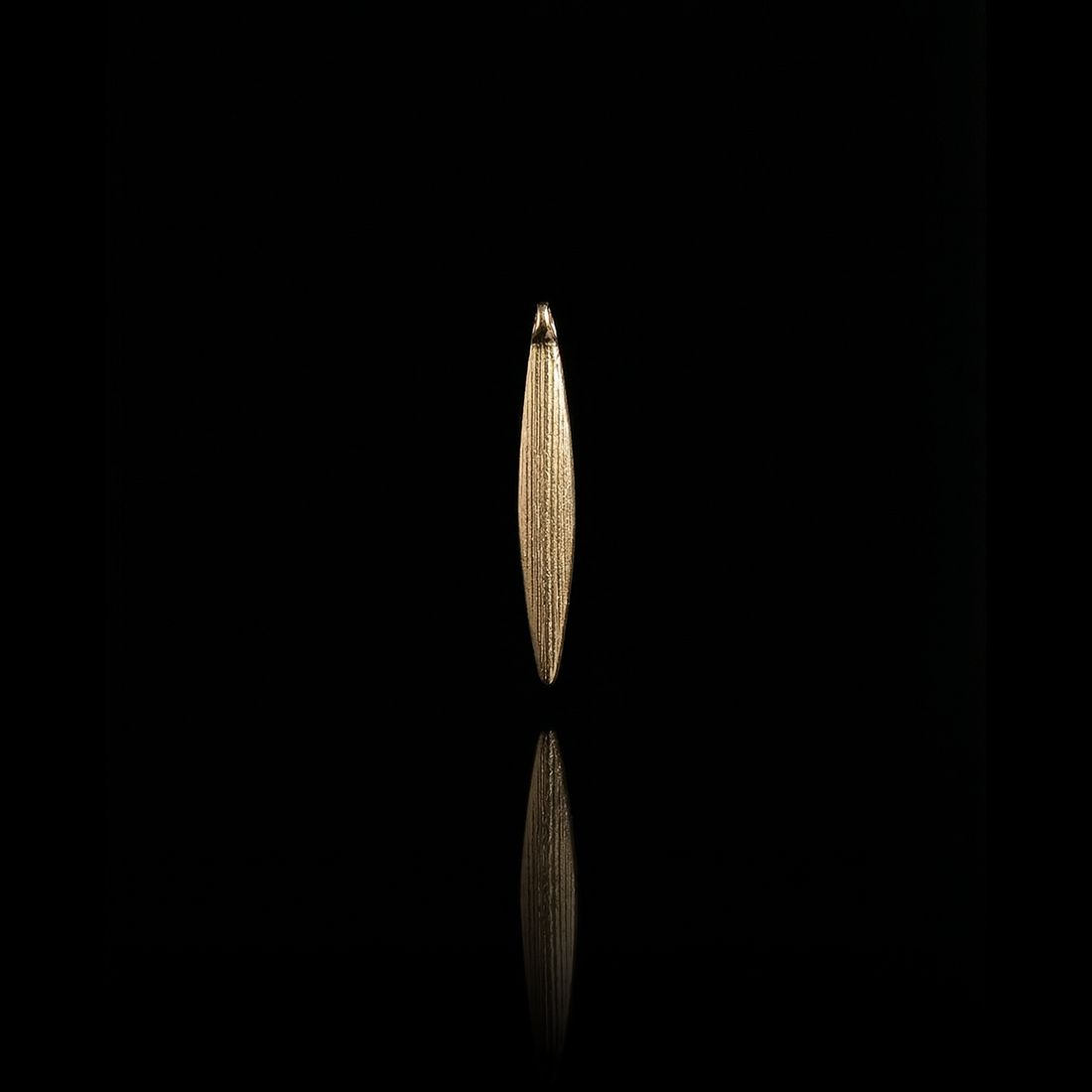 Arrow Pendant, Vermeil Gold.